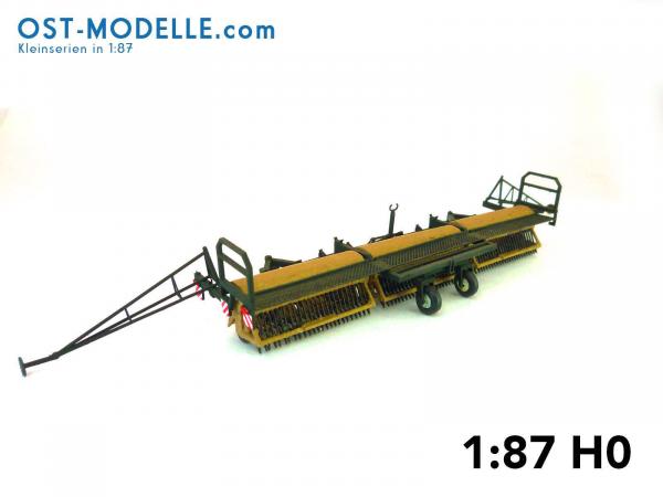 Koppelwagen T890 B01 3x Drillmaschine A202 schwarzolive gelb Arbeitsstellung